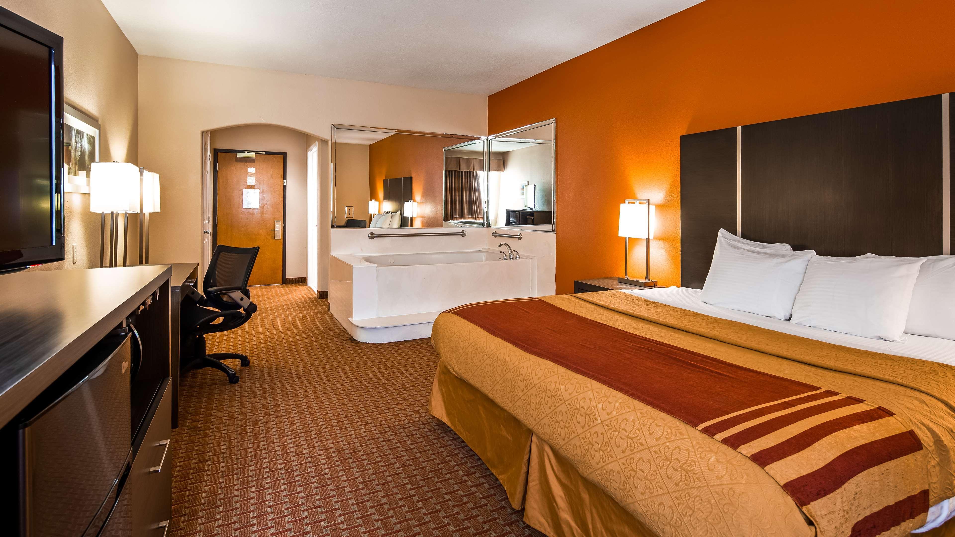 Western North Inn&suites Hotel 3*