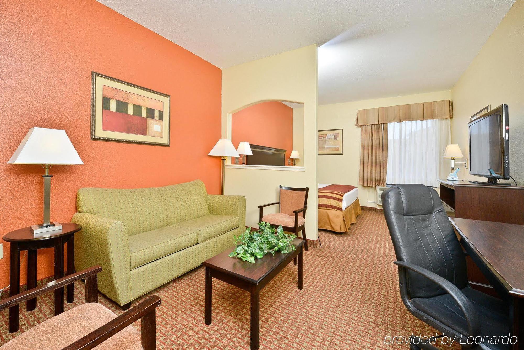 Western North Inn&suites 3*