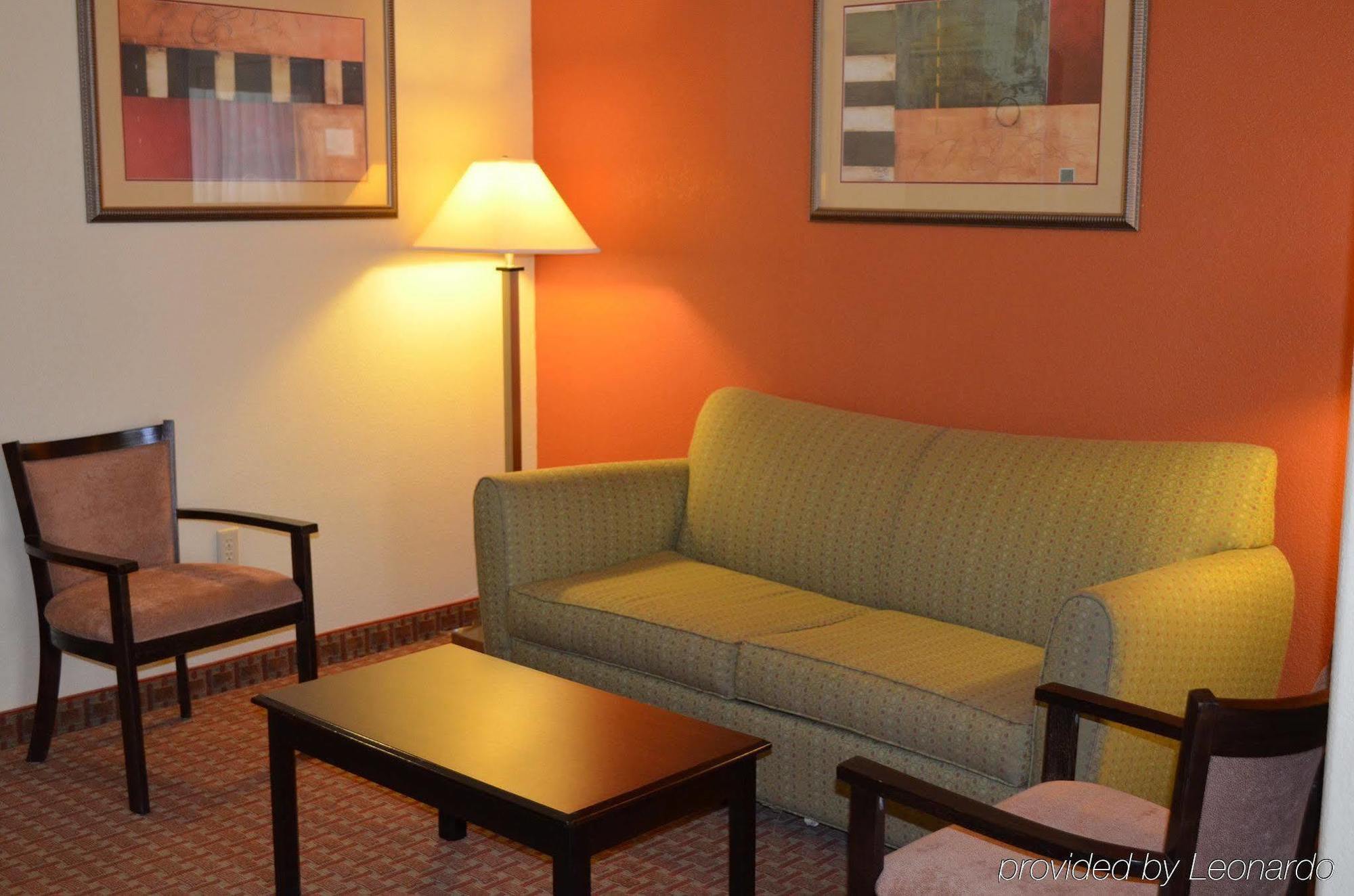 Western North Inn&suites 3*