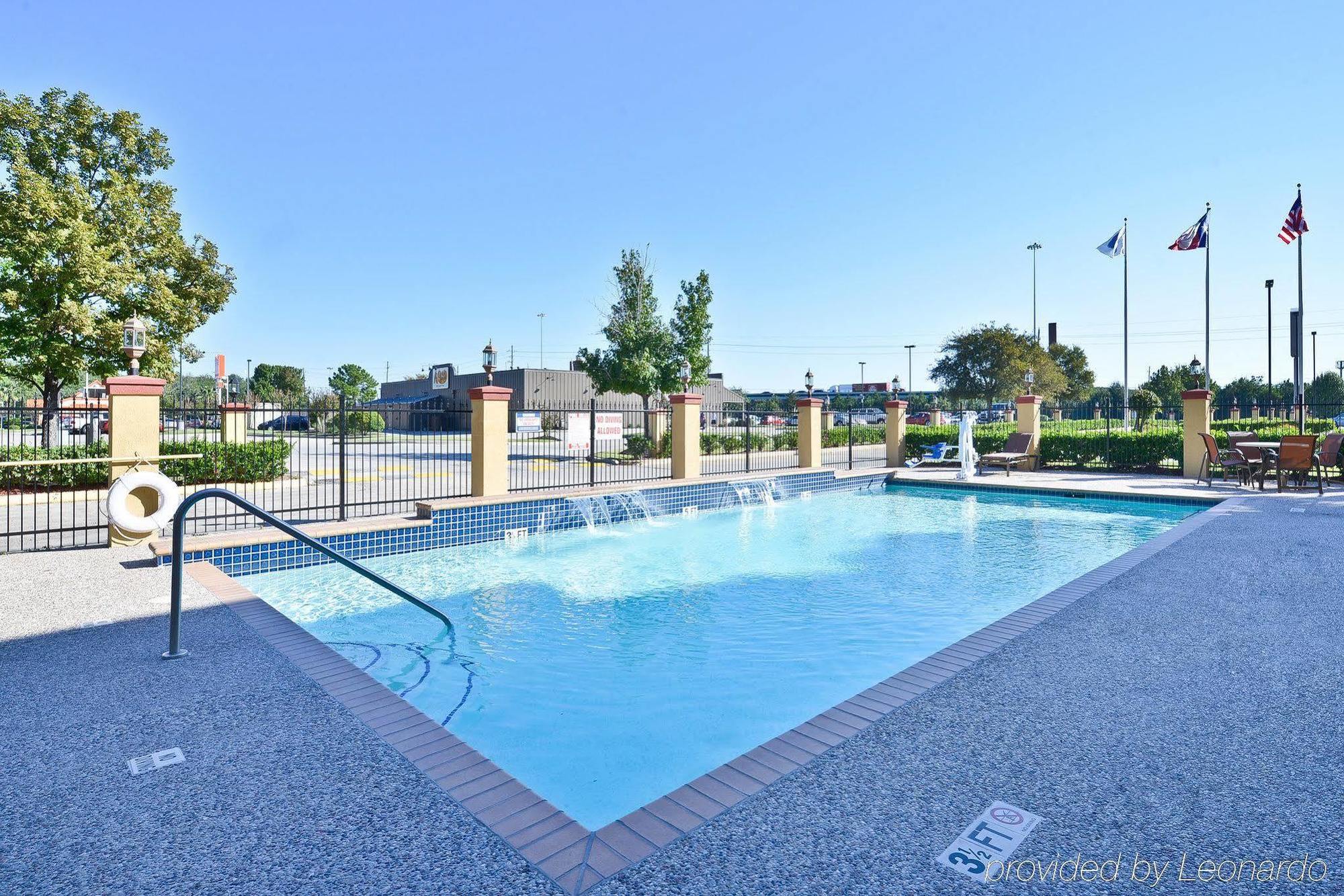 Hotel Western North Houston Inn&suites 3*
