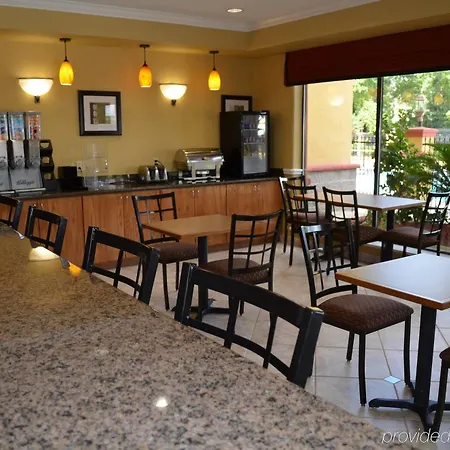 Best Western Plus North Houston Inn&Suites 