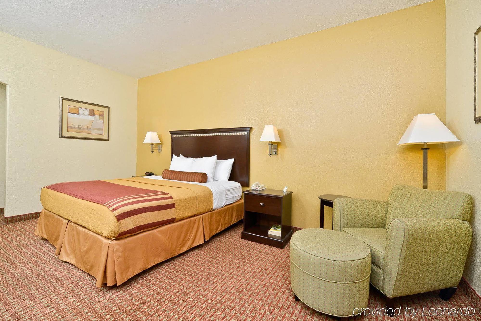Western North & 3* Westfield